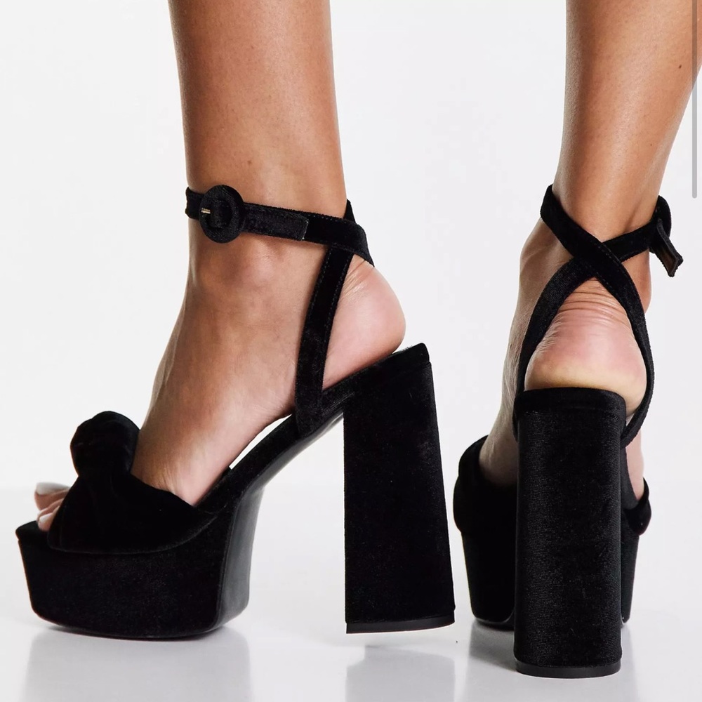 ASOS Black knotted platform heeled sandals - Women’s size 11 (Wide friendly)